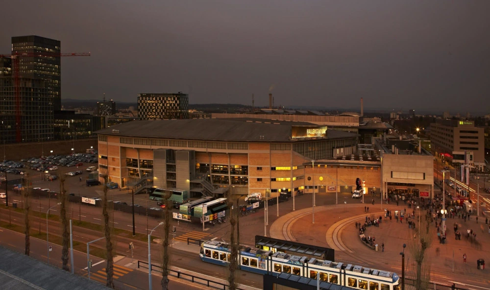 Credit : Hallenstadion